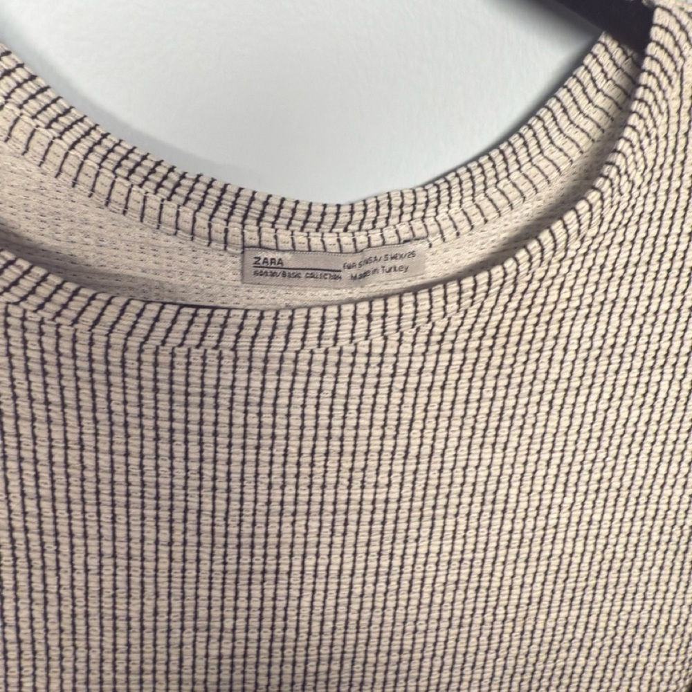Zara Beige Textured Crew Neck Sweater